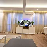 Modern 2-bedroom With Parking * Varna
