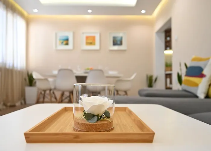 Modern 2-bedroom With Parking Apartament