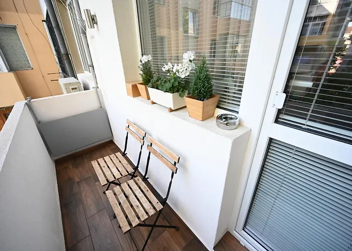 Modern 2-bedroom With Parking Apartament Varna